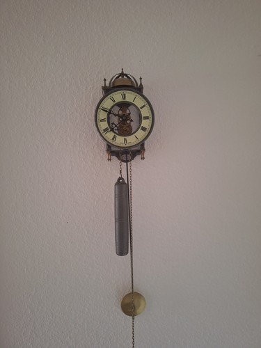 Mechanische wanduhr mit - wanduhr,