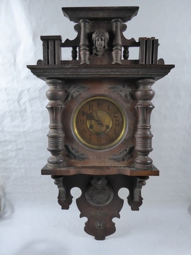 Alte schöne wanduhr - alte,