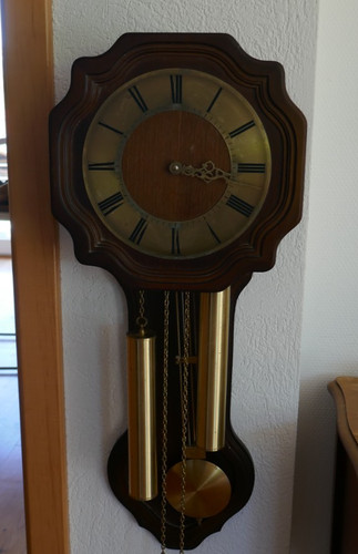 Alte pendeluhr wanduhr - alte,