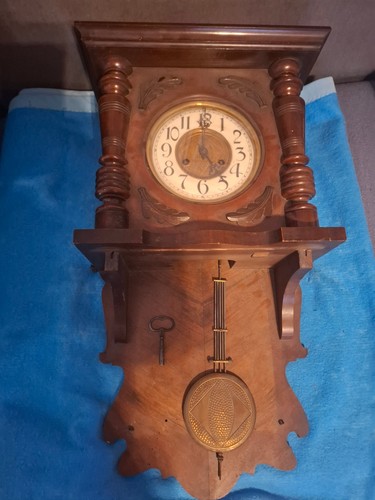 Alte wanduhr pendeluhr - alte,