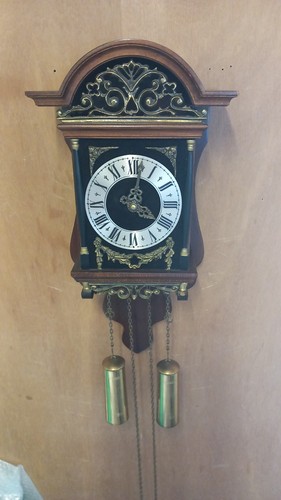 Alte pendeluhr wanduhr - pendeluhr, /
