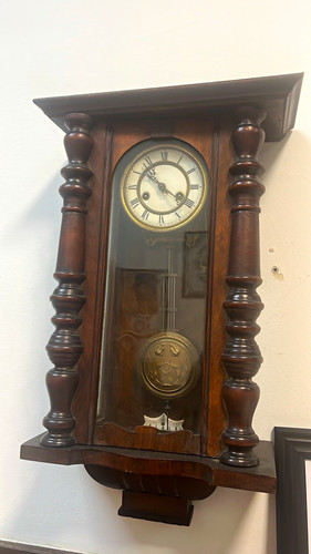 Alte holz wanduhr - holz-wanduhr, mit