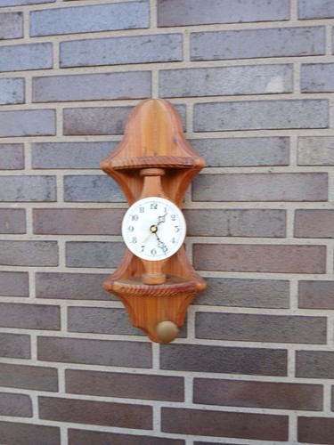 Alte eck wanduhr - alte, eck-wanduhr