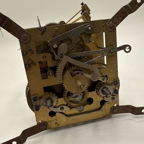 Altes uhrwerk wanduhr - altes,