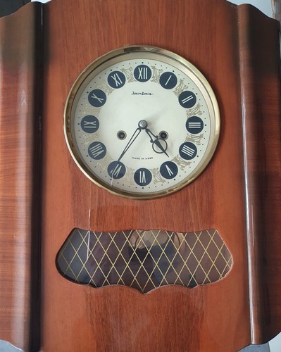Antike wanduhr der marke - wanduhr,