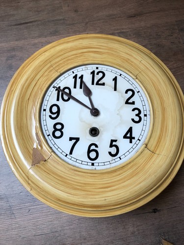 Antike mechanische wanduhr - antike,